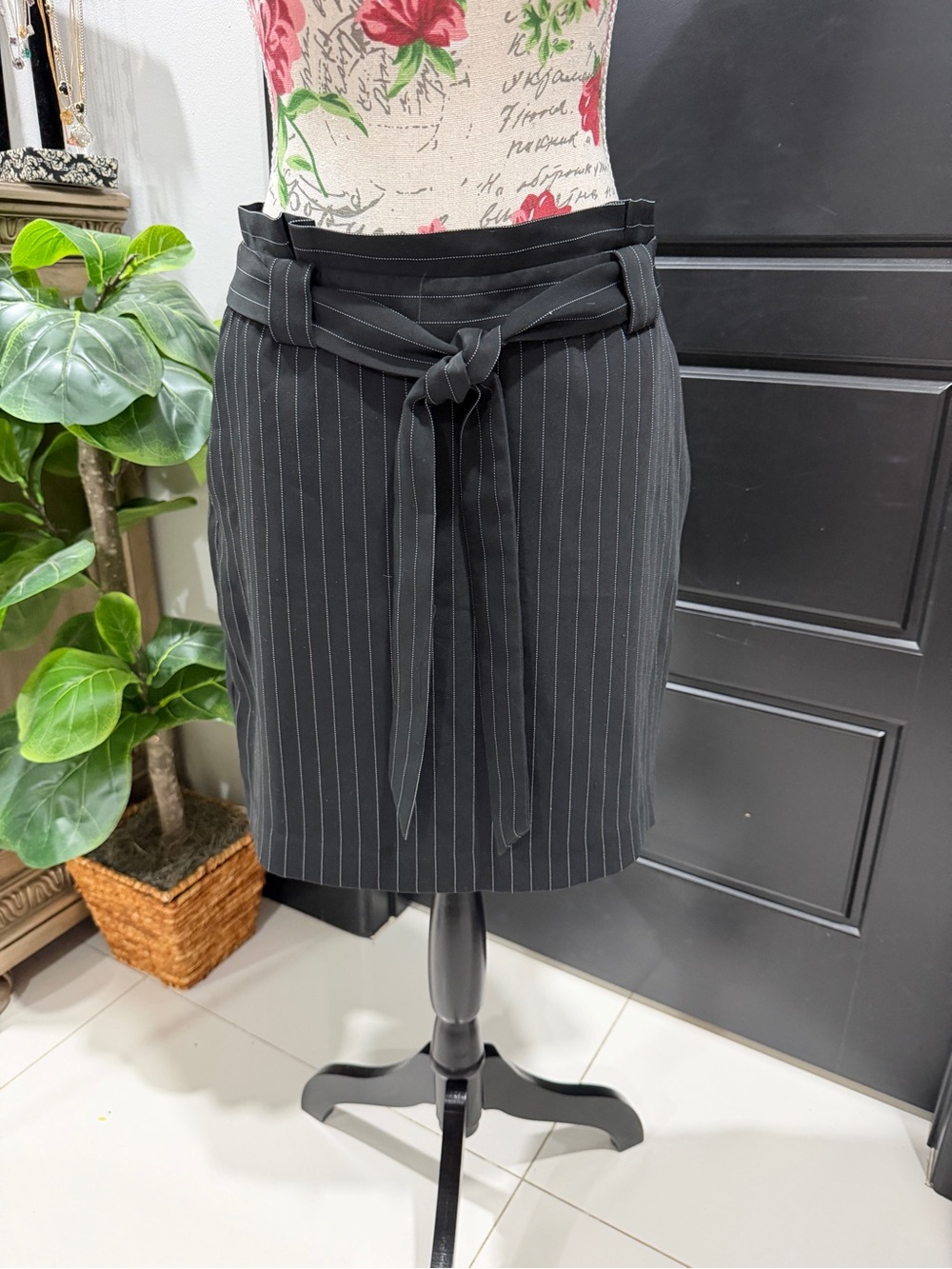 Express Black Pinstripe Tie-Waist Pencil Skirt